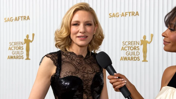 Cate Blanchett Theater Phones