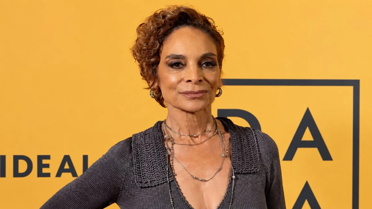 Jasmine Guy' Response to Aging Criticism