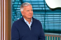 Ron Johnson Apple AI